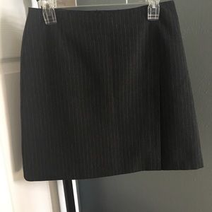 Old Navy pinstripe skirt grey